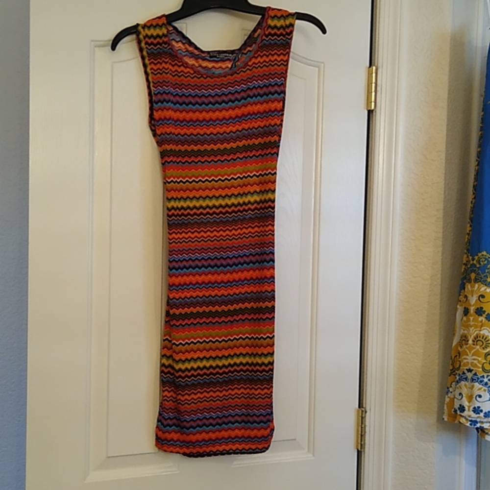 Sleeveless backless dress